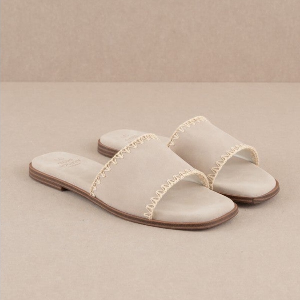NEW!  Beige stitch detail slide